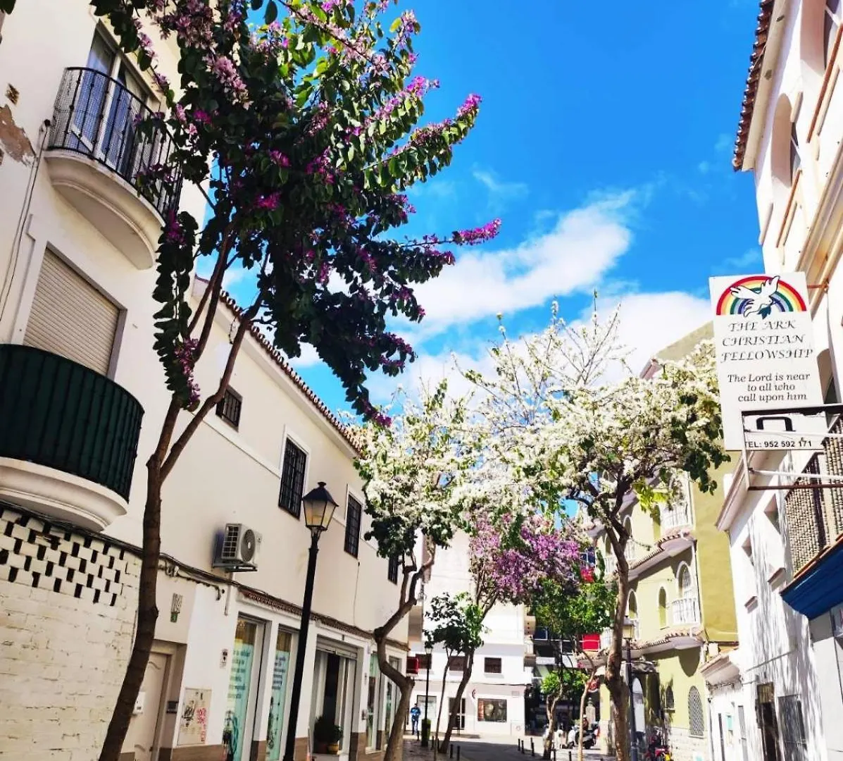 A Top-Floor Modern Apartment Located 100 Meters From The Beach Fuengirola
