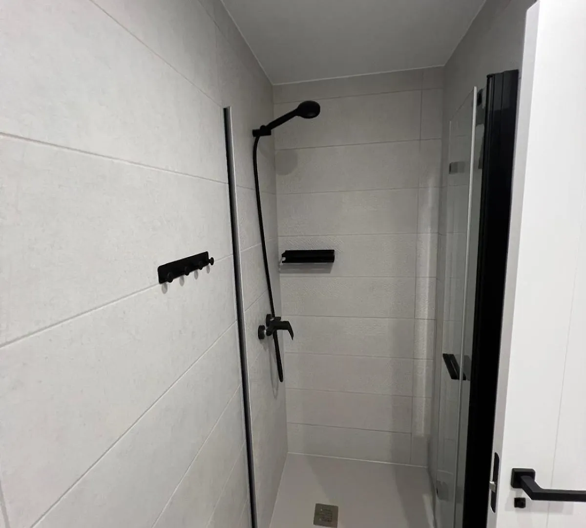 A Top-Floor Modern Apartment Located 100 Meters From The Beach Fuengirola